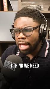 🗣️ @GaryLineker: "Which flowers would you give him Micah? Tulips? Roses?",  🗣️ @MicahRichards: "Petals.", McTominay can expect his petals in the post  then 😅