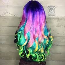 1001 Ideen Fur Bunte Haare Bunte Haarfarben Sind Immer Aktuell Bunte Haare Haarfarbemittelfarben Haarfarben