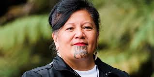 World waka leaders honour Sir Hekenukumai Busby