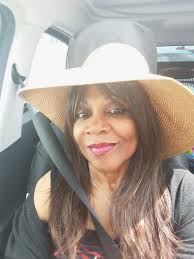 Dear 50 year old women, I Can believe how your all behaving?? Is 50s the  40s?? 👀