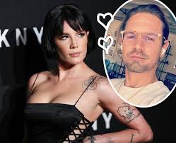 Global sensation and pop star halsey announced that she is expecting her first child! Meet Halsey S Baby Daddy Five Things To Know About Alev Aydin