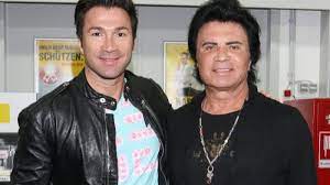 His father is famed greek singer costa cordalis. Lucas Cordalis Papa Costa Geht Es Besser