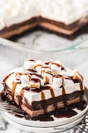 Layers of graham crackers, cream cheese, whipped cream and pudding make a. Hot Chocolate Lasagna Easy Hot Chocolate Lasagna Recipe