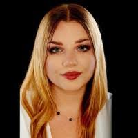 Vanessa Huber's Instagram, Twitter & Facebook