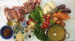 Generally served with steamed vegetables or mixed with almonds, cinnamon and sugar after being steamed multiple times for a light, fluffy texture also pairs well with saffron or cooked in a mild broth Ojoalplato