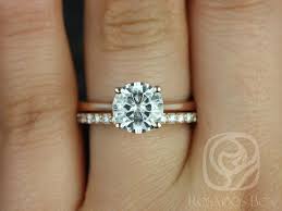 Our stylish maternity clothes are made to fit and flatter your growing curves and will leave you looking and feeling incredible. Rosados Box Skinny Flora 8mm Tiffany Rose Gold Round F1 Moissanite And Diamonds Wedding Set