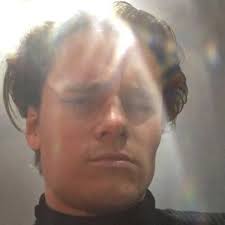 Robyn Stringer (@RobynStringer)