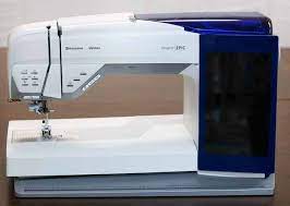 Husqvarna Viking Designer Epic Review Viking Sewing Machine Husqvarna Viking Sewing Machines Sewing Machine