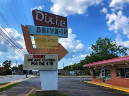 These 11 South Carolina Drive In Restaurants Are Fun For An Old Fashioned Night Out South Carolina Carolina Best Places To Eat
