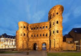 Eine der neuesten attraktionen triers ist der turm luxemburg der auf dem petrisberg, östlich der altstadt von trier, thront. Tipps Fur Trier Zu Gast In Karl Marx Heimatstadt Geo