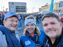 Happy Birthday to former UC Chorale Bass Shane Maples! #ucchorale