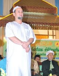 Muḥammad was the third son of sultan mawlāy yūsuf; Magic Mencari Keajaiban Biodata Sultan Muhammad V Sultan Kelantan