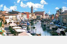 Il porto canale leonardesco di cesenatico è uno dei monumenti più importanti della città. B B Le Stanze Di Leonardo Cesenatico Porto Canale