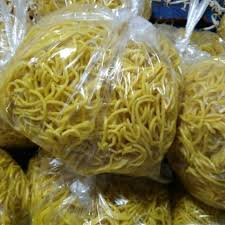 Cara memasak mie kuning lezat untuk keluarga anda. Mie Kuning Basah Shopee Indonesia