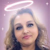 Amanda Yslas's Instagram, Twitter & Facebook