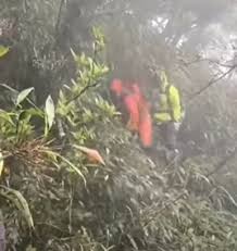 抹 (to rub) + 茶 (tea). ç¨ ç™»æŠ¹èŒ¶å±±å¤±è¯å©¦äººæœ€å¾Œå½±åƒæ›å…‰ æ±æ£®æ–°èž