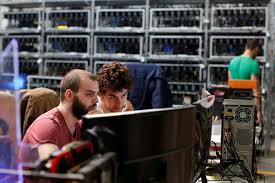 Cryptocurrency mining software is the method used to create new cryptocurrency and add components to an existing blockchain. Bitcoin What Is Crypto Mining And Can Anyone Do It