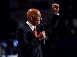 Trump inaugural committee chairman tom barrack was charged with federal crimes including unlawful lobbying, obstruction of justice, and making false statements to investigators in july 2021. Rh9baogbzpqohm