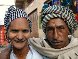Photo: Two Men in India Credit: Aline Dassel - Photo-Two-Men-in-India-Credit-Aline-Dassel