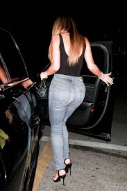 Entdecke rezepte, einrichtungsideen, stilinterpretationen und andere ideen zum ausprobieren. Nicki Minaj Black Jeans Shefalitayal