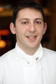 A bride abattue: Connaissez-vous le Napoleone sur les Champs Elysées ?