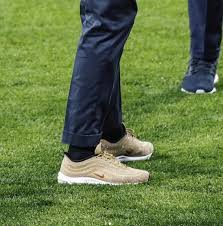 18 september 1976place of birth: The Sportsman On Twitter Cristiano Ronaldo Stepping Out At The Wanda Metropolitano In His Swarovski Nike Air Max 97 Metallic Gold D R I P P Y Atletijuve Https T Co Cbork6kjyb