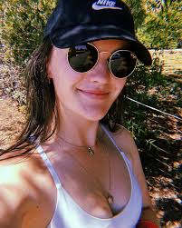 aaaanddd we're officially done with that. blessing your feed once again  this week 😇