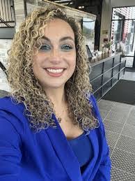 Melissa Tebo's Instagram, Twitter & Facebook