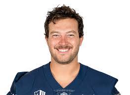 Connor Coles's Instagram, Twitter & Facebook