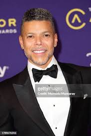 22 Photos & High Res Pictures