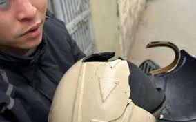 Công an làm việc với tài xế Lexus đánh tới tấp nam shipper ở Hà Nội