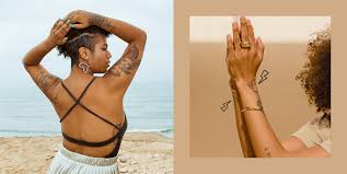 Peeling tattoos are completely normal during the tattoo healing process. Tattoo Peeling What S Normal And How To Care For It In 2021