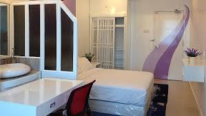 Bu otel sandakan harbour mall ve puu jih shih tapınağı yakınındadır. Borneo Cove Hotel Go Sabah