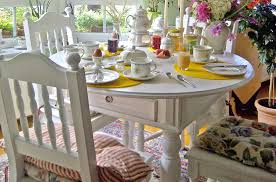 Jeden tag werden tausende neue, hochwertige bilder hinzugefügt. Neue Gesellschaft Im Esszimmer Runder Tisch Mit Schubladen Massiv Aus Holz