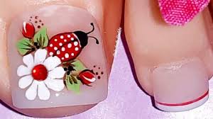 Las uñas de los pies también son motivo para las decoradoras de uñas que crean miles de diseños diferentes y hermosos que hacen que los pies también se vean muy bien. Las Mejores 140 Ideas De Unas Decoradas Pies Unas Decoradas Arte De Unas De Pies Disenos De Unas Pies