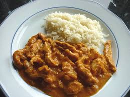 Schweinegeschnetzeltes Mit Paprika Tomatensosse Ein Tolles Rezept Aus Der Kategorie Schwe Schweinegeschnetzeltes Schweinegeschnetzeltes Rezept Geschnetzeltes