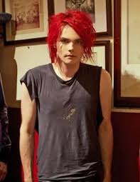 Pin By Emily Olsen On My Chemical Romance Gerard Way My Chemical Romance Gerard Way Red Hair