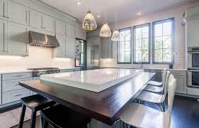 white quartz countertops (kitchen