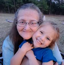 Endocrinologist, Does anyone see one? If so, who and where. I think this  would solve half my issues.