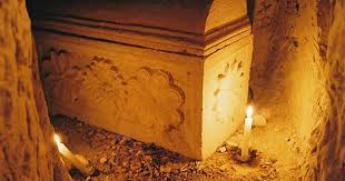 A Crucified King and Mysterious Bones ...