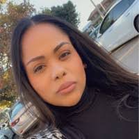 Michelle Lesage's Instagram, Twitter & Facebook