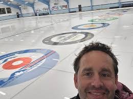 Jennifer Aziz's Instagram, Twitter & Facebook