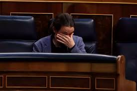 Hemos empezado por nacionalizar el fachaleco, pero vamos a expropiarles todo lo demás. Cachondeo Por El Look Horrible De Pablo Iglesias En Un Acto Oficial