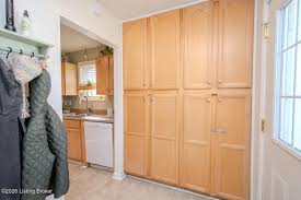 1115 Lone Oak Ave Louisville KY 40219 (House For Sale)