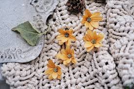 instagram 上的賴宛琪 在奶油土裱花課玩玩新素材 clayflower done by student