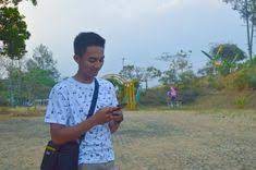 Orang paling ganteng di dunia orang. Cowok Bandung