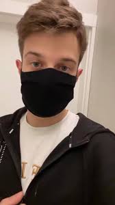 Michał buczek znany jako zbuku. Fagata Zdemolowala Dom Kamerzysty Youtuber Grzmi Moze Sie We Mnie Naprawde Zakochala Powinien Ja Zbadac Psychiatra Pudelek