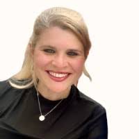 Sarah Fedor's Instagram, Twitter & Facebook