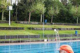 Haltestellen sind dann stadionbad oder osttribüne. Stadionbad Frankfurt