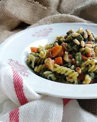 Inunter20 Winterliche One Pot Pasta Mit Grunkohl Mohren Und Pinienkernen Grunkohl Pasta Grunkohl Rezepte Grunkohl